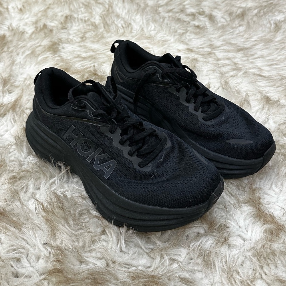 New Black Hoka Bondi 8 sneakers